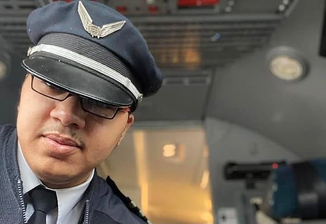 23-Year-Old Mississippi Man Makes History As Youngest Black Person To Be Certified As Boeing 777 Pilot