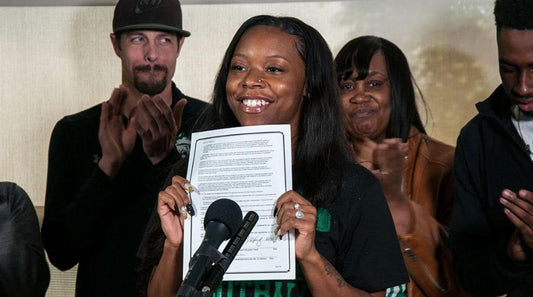 Antoinette Harris Just Made History With Full College Football Scholarship
