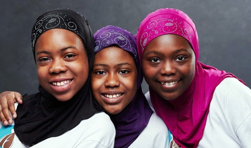 Meet The Three Sisters Who Just Opened A Black Youth-Owned Vegan Cafe In Florida