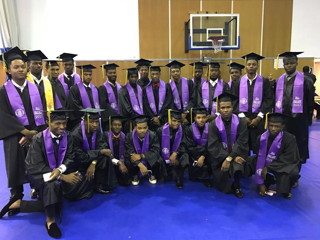 Black Excellence: 23 H.S. Seniors Receive College Certificate Before Graduating High School
