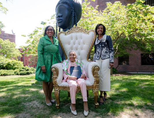 Wharton School of UPenn Honors Hettie Simmons Love, Its First Black MBA Graduate