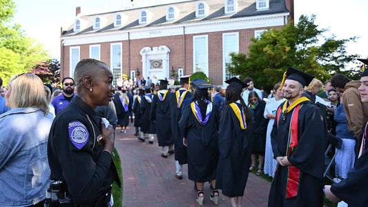 High Point University Security Guard Shares Loving Moment With Graduating Students