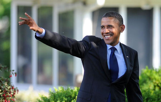 Barack Obama Shares Positive Stories From 2017 To 'Remind Us What's Best About America'