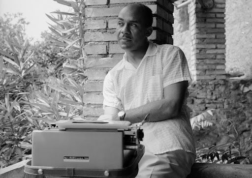 4 Good Reasons Everyone Should Read Ralph Ellison’s ‘Invisible Man’ At Least Once