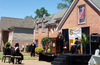 Tennessee Dad Creates Commencement Ceremony For His Daughter In Their Driveway