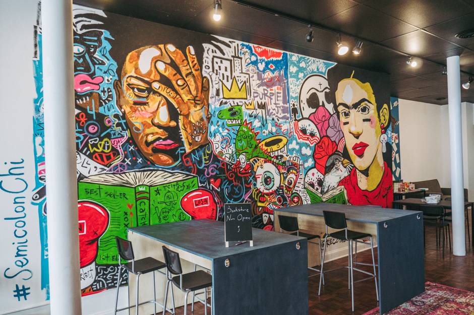 DL Mullen Just Opened Chicago's Only Bookstore Currently Owned by a Black Woman