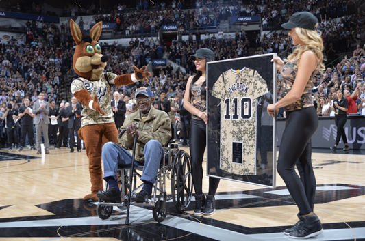 Spurs Honored Richard Overton, The Oldest Living WWII Veteran During Game