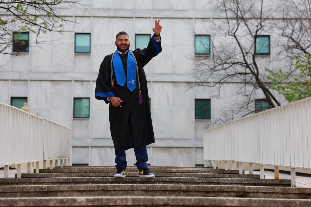 Elementary School Janitor Of More Than 23 Years Is Graduating With His Teaching Degree
