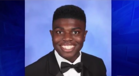 Florida Senior Makes History With 5.6 GPA, Becoming The School's First Black Valedictorian