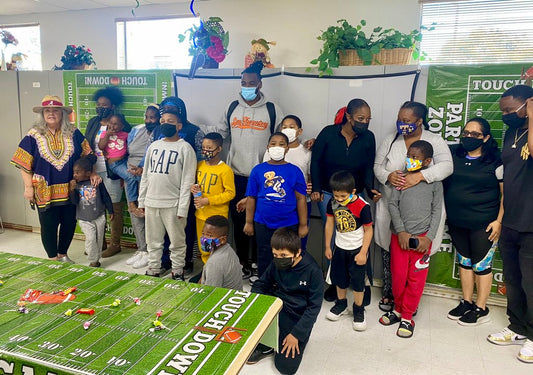 Steelers’ Draft Pick Najee Harris Throws Draft Party For Youth At Homeless Shelter He Used To Live In