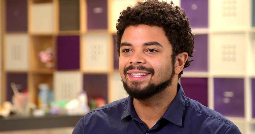 Oakland Teacher Is Using His Own Life Experiences As Inspiration For His Students As A Modern Day Mister Rogers
