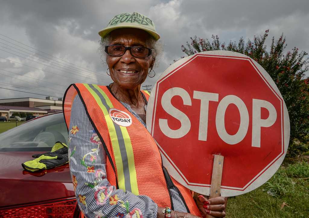 94-Year-Old South Carolina Crossing Guard Has Been Keeping Students Safe For 25 Years